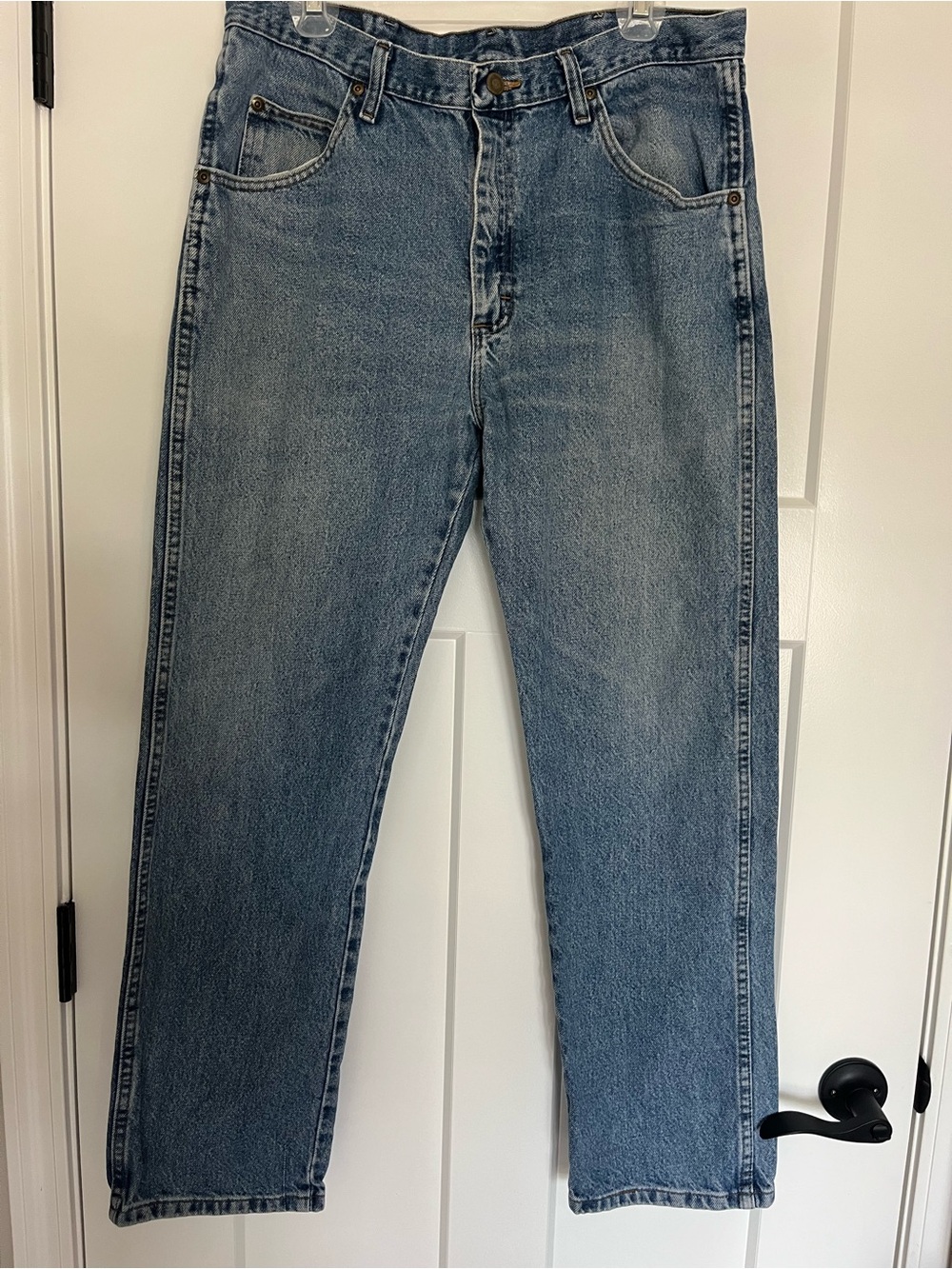 VTG 90s Classic Stonewash Regular Fit Jeans (35x30)